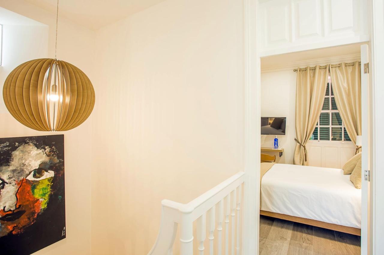 Cayres Suites Surdo Фуншал Экстерьер фото